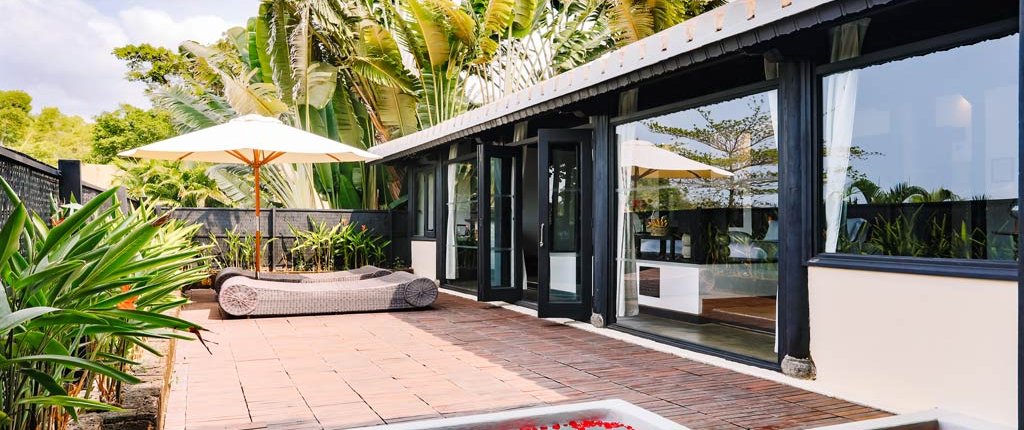 Jacuzzi Villa
